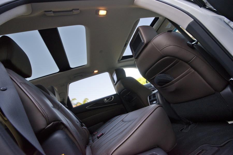  Infiniti QX60 Hybrid AWD 2014 года  (фото 14 из 20)